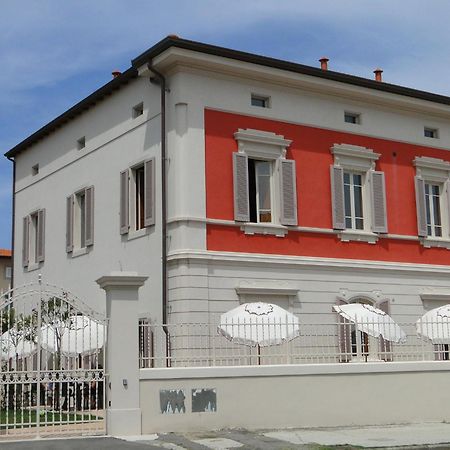 فندق Villino Ermione مارينا دي بيزا المظهر الخارجي الصورة