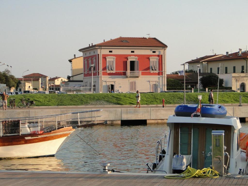 فندق Villino Ermione مارينا دي بيزا المظهر الخارجي الصورة